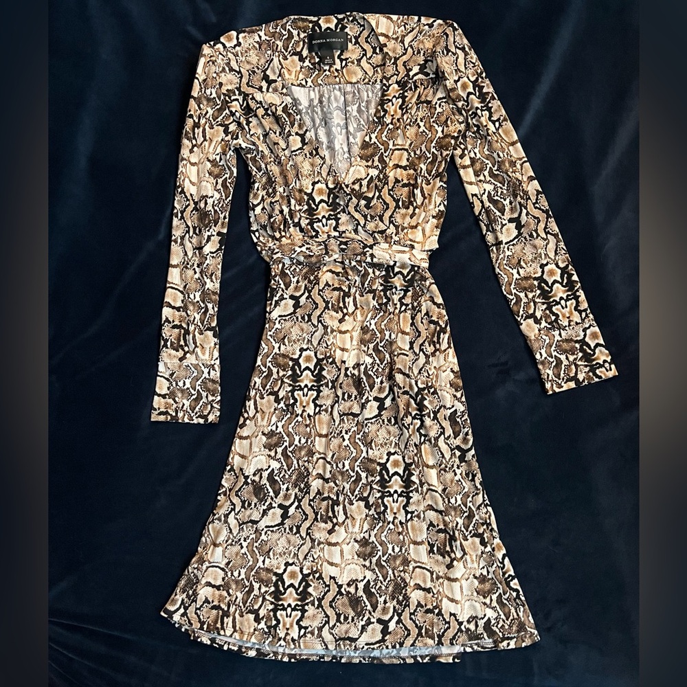 Donna Morgan Snake Print Long-Sleeve Dress